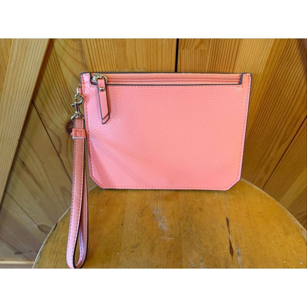 Anne Klein Wristlet Medium Zip Peach 5.75 x 7.75 Removable Strap (7177)